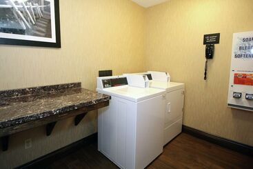 هتل Hampton Inn Sandusky Central