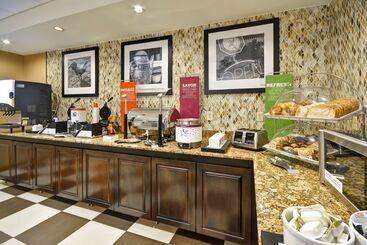 هتل Hampton Inn Sarasota  I75 Bee Ridge