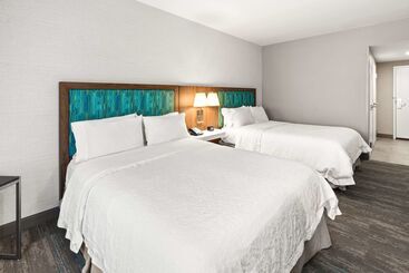 هتل Hampton Inn Seekonk