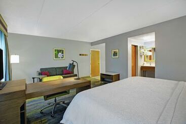 هتل Hampton Inn & Suites Augusta West