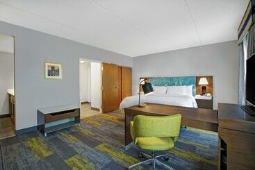 هتل Hampton Inn & Suites Augusta West