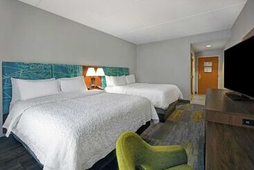 هتل Hampton Inn & Suites Augusta West