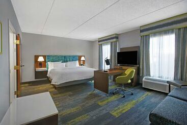 هتل Hampton Inn & Suites Augusta West