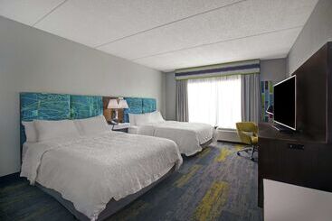 هتل Hampton Inn & Suites Augusta West