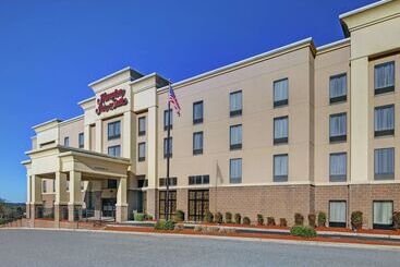 هتل Hampton Inn & Suites Augusta West