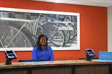 هتل Hampton Inn & Suites Augusta West