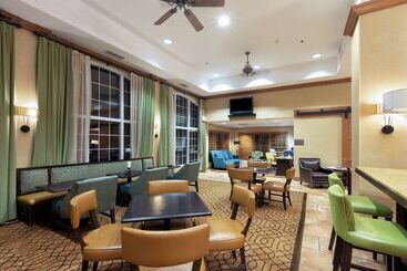 هتل Hampton Inn & Suites Austinairport