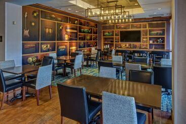هتل Hampton Inn & Suites Austindowntown/convention Center