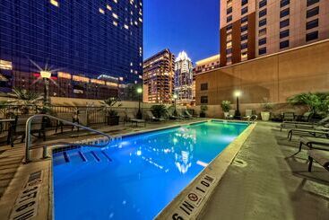 هتل Hampton Inn & Suites Austindowntown/convention Center
