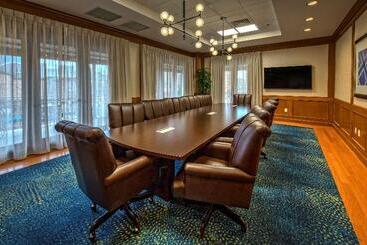 هتل Hampton Inn & Suites Austindowntown/convention Center