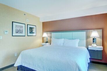 Hotelli Hampton Inn & Suites Boston Crosstown Center