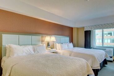 Hotelli Hampton Inn & Suites Boston Crosstown Center