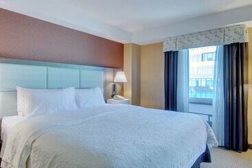 Hotelli Hampton Inn & Suites Boston Crosstown Center