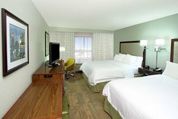 Отель Hampton Inn & Suites Columbus Hilliard