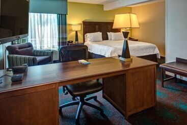 فندق Hampton Inn & Suites Destin