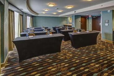 فندق Hampton Inn & Suites Destin