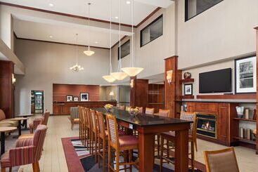 هتل Hampton Inn & Suites Detroit/sterling Heights