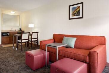 هتل Hampton Inn & Suites Detroit/sterling Heights