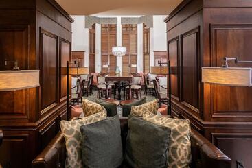 هتل Hampton Inn & Suites Nashvillegreen Hills