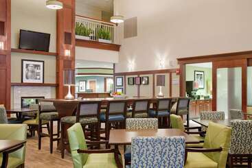 هتل Hampton Inn & Suites Providence/warwickairport