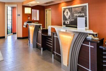 هتل Hampton Inn & Suites San Franciscoburlingameairport South