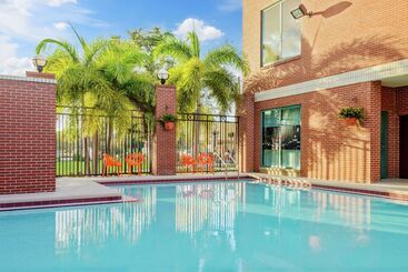 هتل Hampton Inn & Suites Tampa/ybor City/downtown
