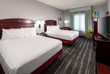 هتل Hampton Inn & Suites Texarkana