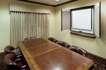 هتل Hampton Inn & Suites Texarkana