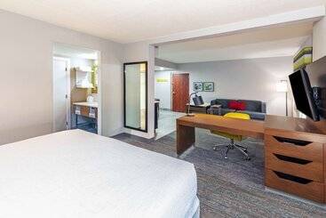 هتل Hampton Inn & Suites Tulsa Woodland Hills 71st Memorial