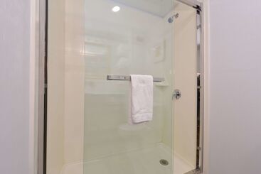 هتل Hampton Inn Tulsasand Springs