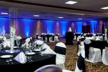 هتل Hampton Inn Woodbridge