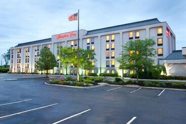 هتل Hampton Inn Woodbridge