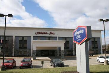 هتل Hampton Inn Youngstown North