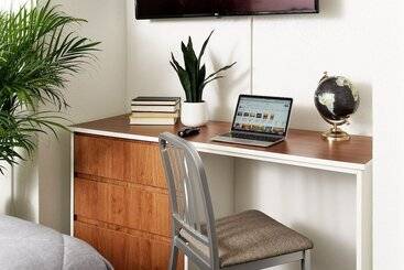 هتل Intown Suites Extended Stay Phoenix Az   Gilbert