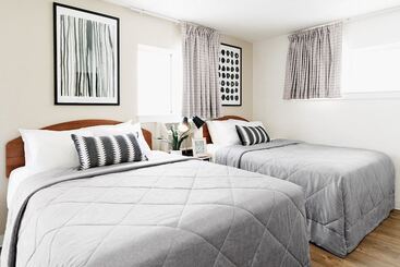 هتل Intown Suites Extended Stay Phoenix Az   Gilbert