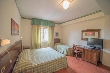 هتل Orizzonte Acireale