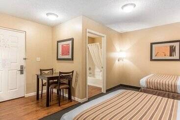 هتل Suburban Studios Kennesawmarietta North
