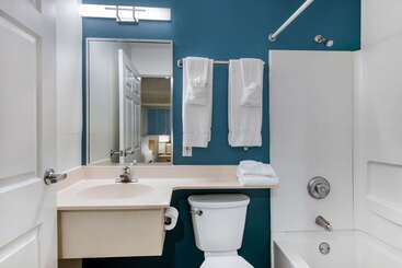 هتل Suburban Studios Lakeland North I4