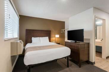 هتل Suburban Studios Lakeland North I4
