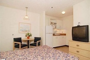 هتل Suburban Studios Lakeland North I4