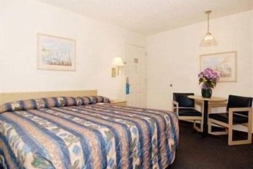هتل Suburban Studios Lakeland North I4