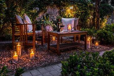 هتل Ungherese Small Luxury