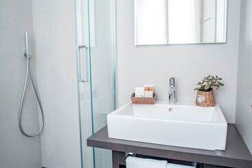 هتل Villa Aurora