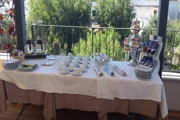 هتل Villa Durrueli Resort & Spa