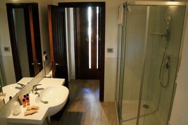 هتل Villa Mediterranea