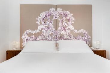 هتل Villa Oriana Relais