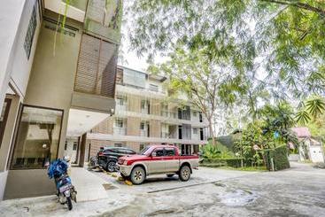 فندق Oyo 90027 Ulin Guesthouse