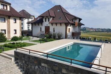 Zlatibor Hills President