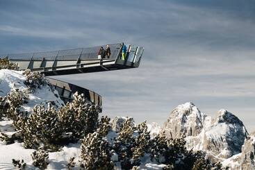 هتل Aja Garmischpartenkirchen
