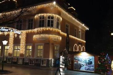 پانسیون Haus Kira